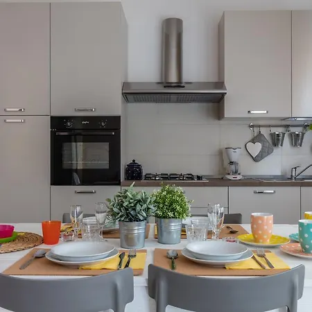Peschierahome Appartamento