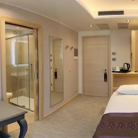 Hotel Garden 3*