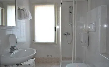Bel Sito Peschiera Hotel 2*