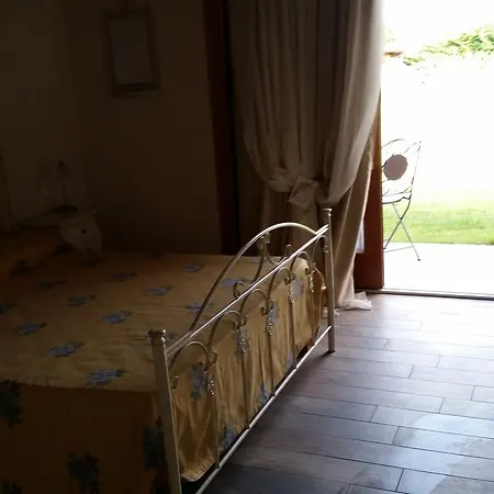 Acomodação com café da manhã  Maison La Coccola