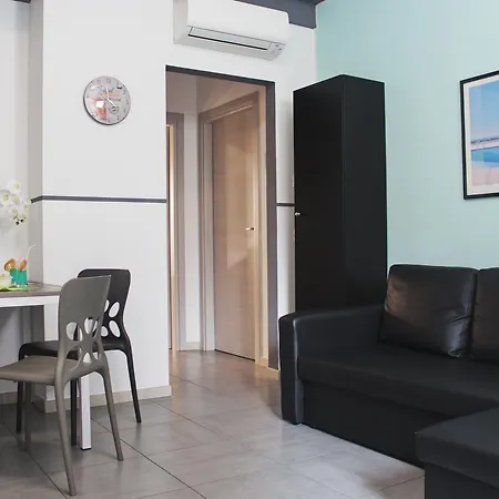 Blau Vacanze Apartment *