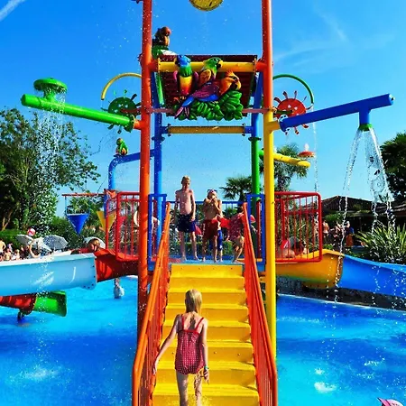 Bella Italia Ferienpark 4*