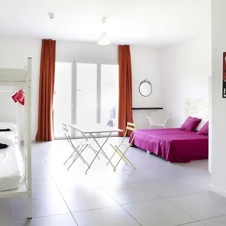 Auberge de jeunesse Meet Gardalake Peschiera del Garda