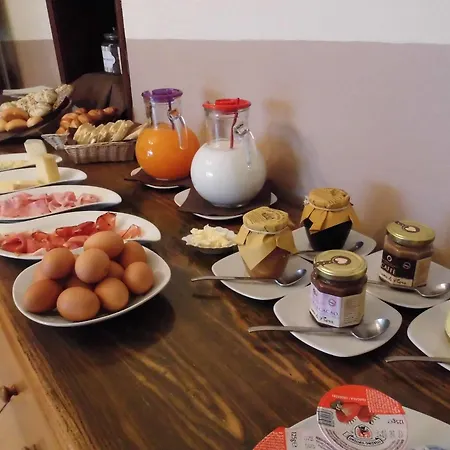 Benaco Mavras Hotel 2*
