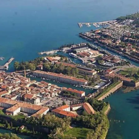 Apartment Giardino Segreto *