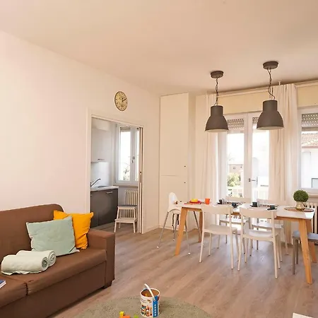 Peschierahome Appartamento