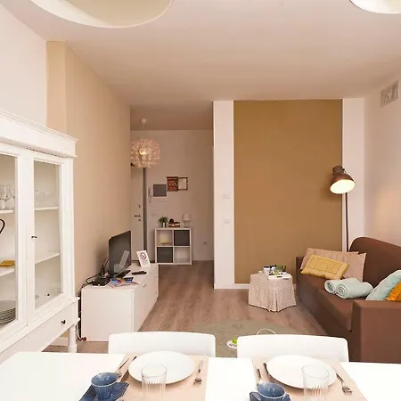 Appartamento Peschierahome *