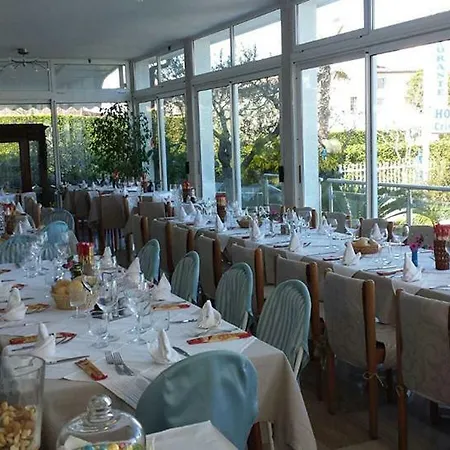Hotel Cristallo 2*