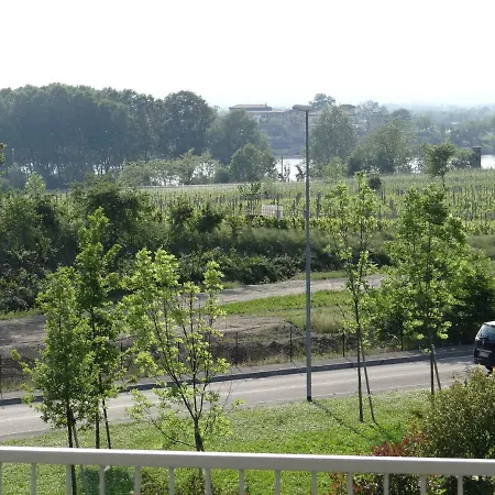 Nuovo Laghetto Del Frassino * Peschiera del Garda