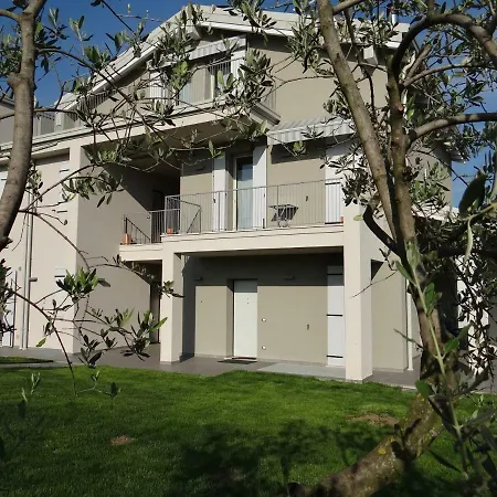 Nuovo Laghetto Del Frassino *