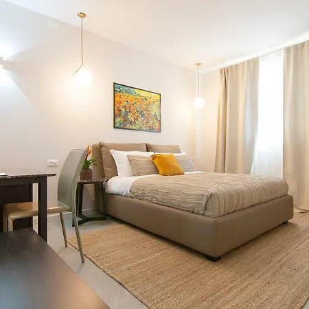 Garda Guest house