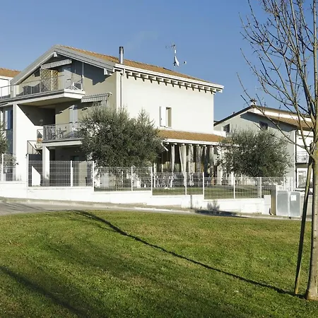 Guest house Nuovo Laghetto Del Frassino