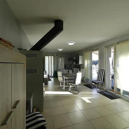 Nuovo Laghetto Del Frassino Guest house *