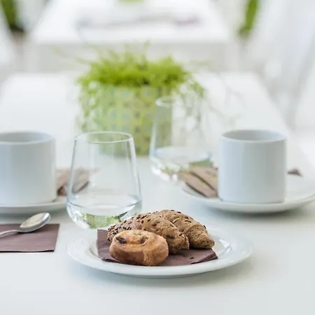Apartment Hatelier Garda By Enjoy Garda *