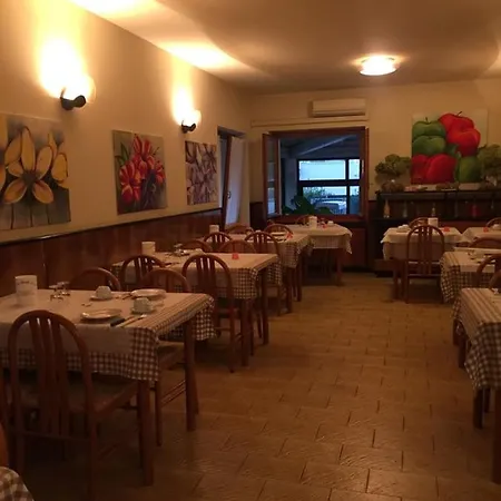 La Favorita Hotel 2*