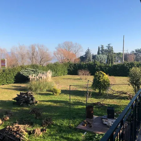 Gioiasulgarda Apartment