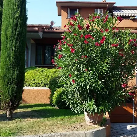 Casa Carla Apartment *