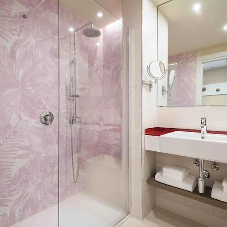 Enjoy Garda Hotel 4*