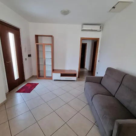 Marzan 12 Apartment