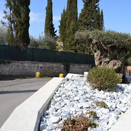 Guest house Apfel Ar Holiday-home Peschiera del Garda