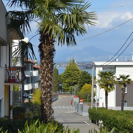 Iris Ar Holiday-home Appartamento Peschiera del Garda
