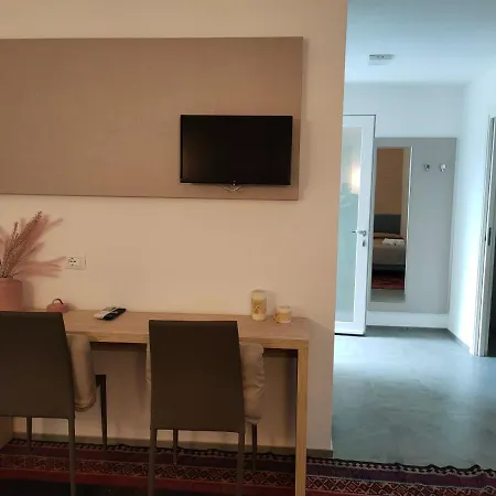 Appartamento Iris Ar Holiday-home