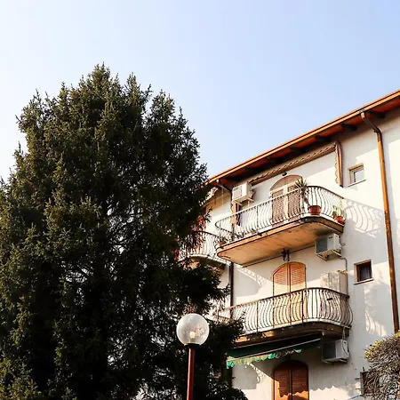 Apartment Casa Mirra Peschiera del Garda