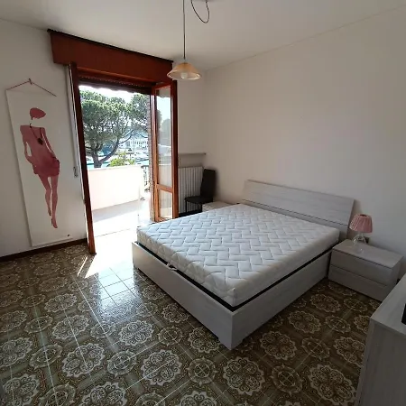 Lungolago Garibaldi Apartment