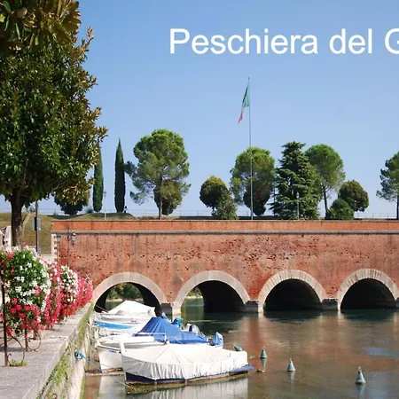Civico 6 Apartment