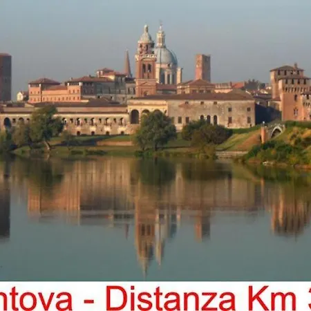Civico 6 Apartment *