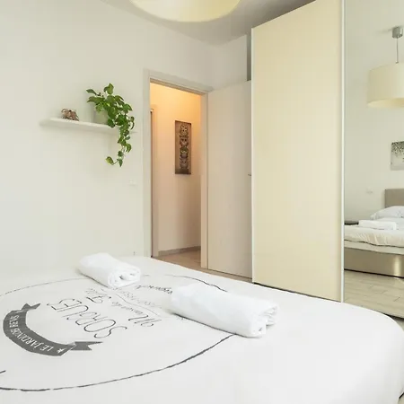 Apartment Timetofreedom With Private Garden & Pool
