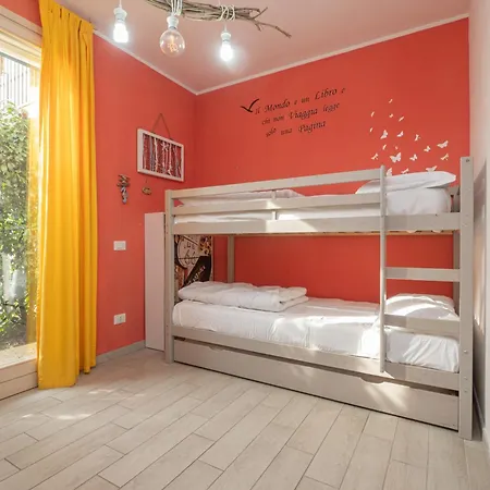 Timetofreedom With Private Garden & Pool Apartment Peschiera del Garda