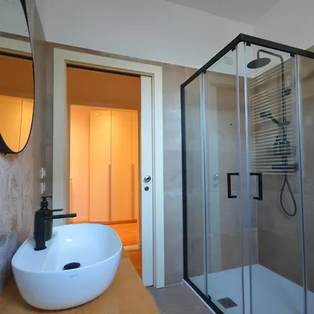 Apartment La Boheme Peschiera Luxury Peschiera del Garda