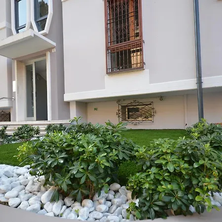 La Boheme Peschiera Luxury Apartment
