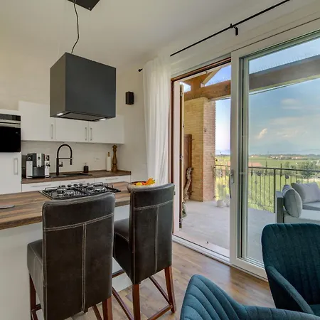La Luna - Mgh Apartment