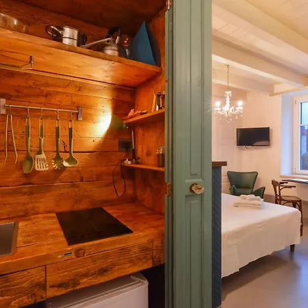 Cabanon Urban Appartement Peschiera del Garda