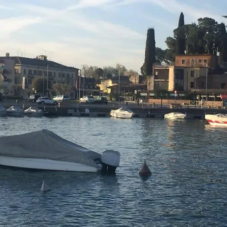 Residenza Giovanni Fronte Lago - Garda Lago *