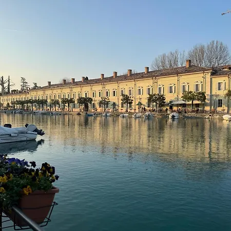 Residenza Giovanni Fronte Lago - Garda Lago