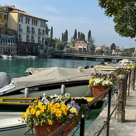 Apartment Residenza Giovanni Fronte Lago - Garda Lago *