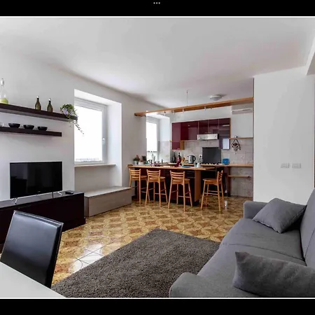 Residenza Giovanni Fronte Lago - Garda Lago Apartment Peschiera del Garda