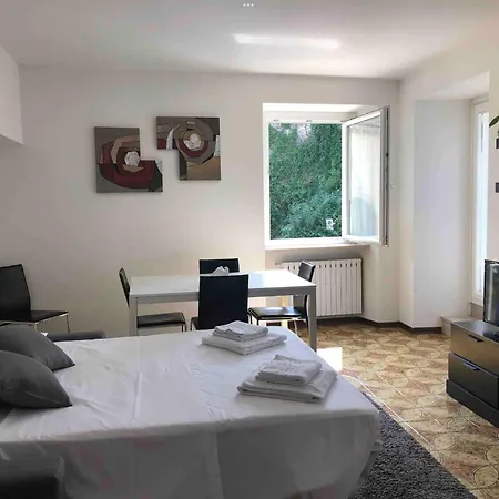 Apartment Residenza Giovanni Fronte Lago - Garda Lago Peschiera del Garda