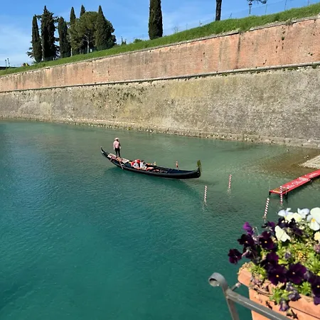 Residenza Giovanni Fronte Lago - Garda Lago Apartment