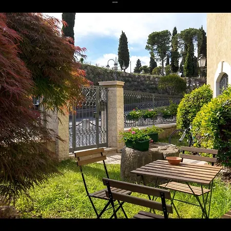 Apartment Residenza Giovanni Fronte Lago - Garda Lago Peschiera del Garda