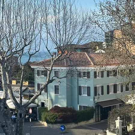 Residenza Giovanni Fronte Lago - Garda Lago * Peschiera del Garda