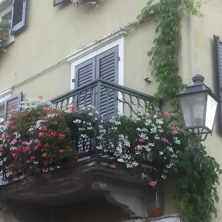 Residenza Giovanni Fronte Lago - Garda Lago Peschiera del Garda