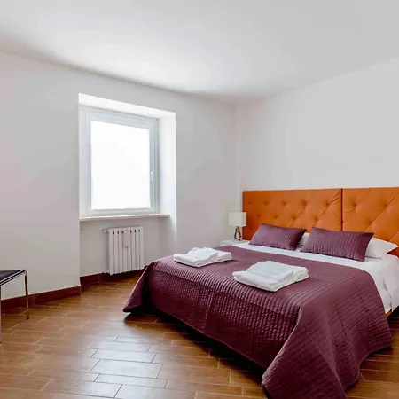 Residenza Giovanni Fronte Lago - Garda Lago Apartment