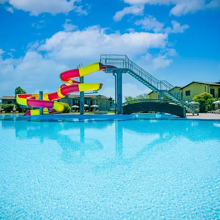 In 22083 Peschiera del Garda