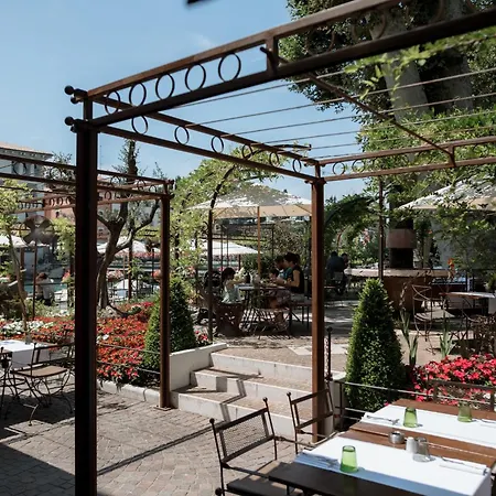 Pavillon &