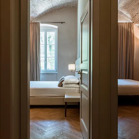 Pavillon & Hotel