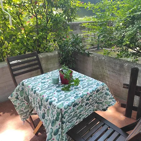 Vinessa- E Piscina Peschiera Peschiera del Garda